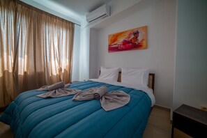 2 bedrooms, iron/ironing board, WiFi, bed sheets - MUSES DELUXE APARTMENTS (Χαλκιδική)