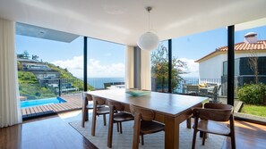 Dining - Ocean Sight by LovelyStay (Funchal)