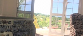 Bamboo Breeze Inn Vacation Home Rental, 5 miles up the hill from coastal Priory