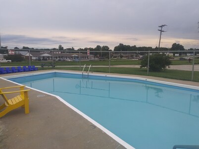 Western Hills Motel