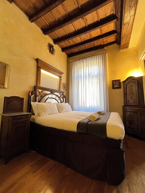 1 camera, una scrivania, ferro/asse da stiro, Wi-Fi gratuito