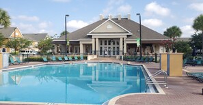 A heated pool - 3bed Villa at Seven Dwarfs Kissimmee near Disney! (Kissimmee)