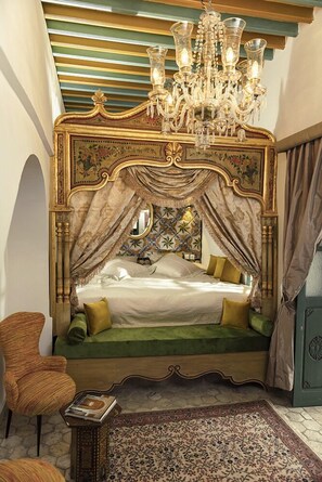 Comfort Double Room, 1 Queen Bed (Sophie) | Select Comfort beds, blackout curtains, iron/ironing board, free WiFi - Dar Zyne La Medina (Tunis)