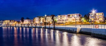 ELBQUARTIER N ° 3 | Exclusive and modern apartment with balcony near center