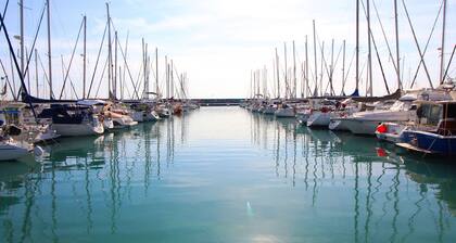 Global Vacacional: Apartment with pool and terrace in Canet beach
