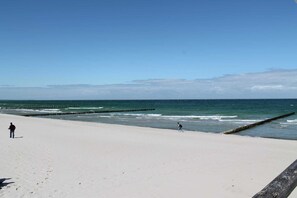 Beach nearby - No. 4_2-room apartment on the upper floor for 3 p. - House Arkona (Zingst)