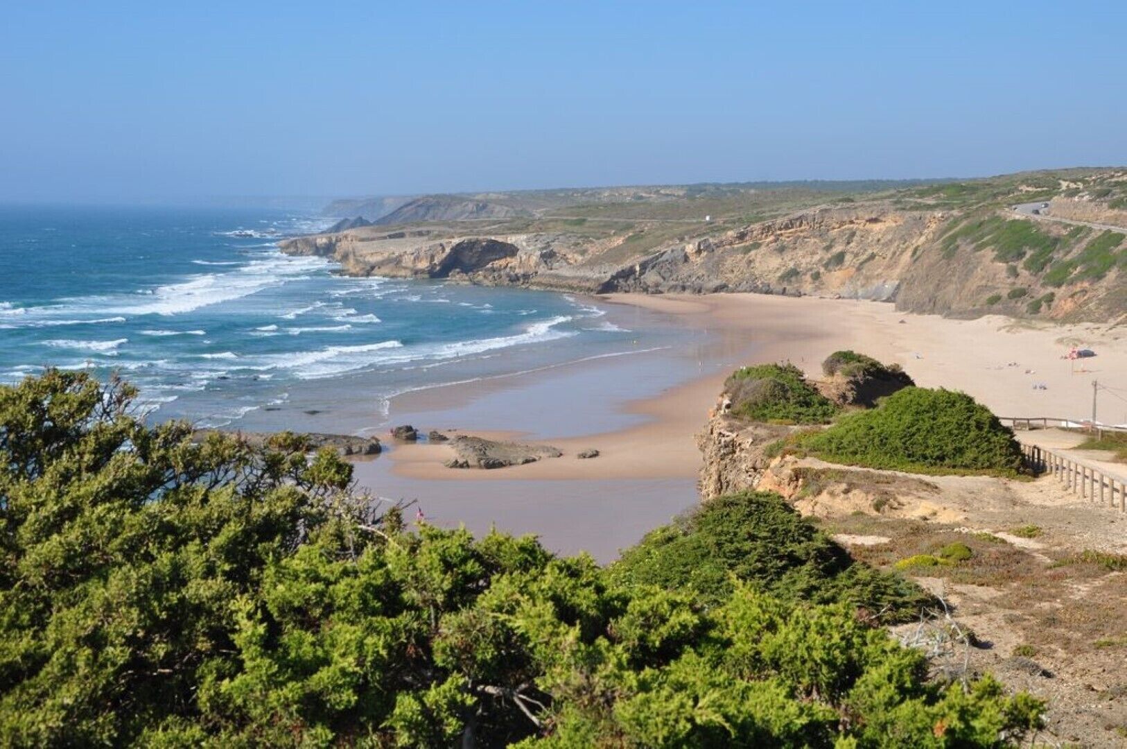 Plage à proximité, chaises longues