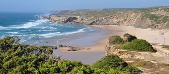 TOP! Chauffage et climatisation - villa avec piscine sur un grand terrain dans un endroit calme