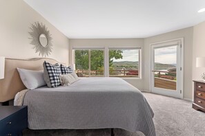 4 Schlafzimmer, Bügeleisen/Bügelbrett, Reisekinderbett, kostenloses WLAN