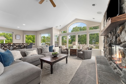 Shore View Home Retreat