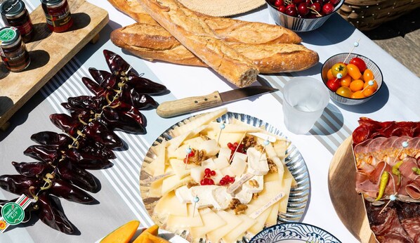 Food and drink - Bright T2 bis with terrace, Cambo-les-Bains (Cambo-les-Bains)