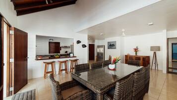 Large 4 Bedroom Villa | Living area