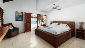 Large 3 Bedroom Villa | In-room safe, iron/ironing board, free WiFi, bed sheets