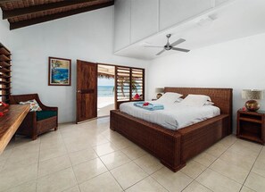 Large 3 Bedroom Villa | In-room safe, iron/ironing board, free WiFi, bed sheets