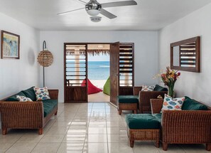 Large 3 Bedroom Villa | Living area