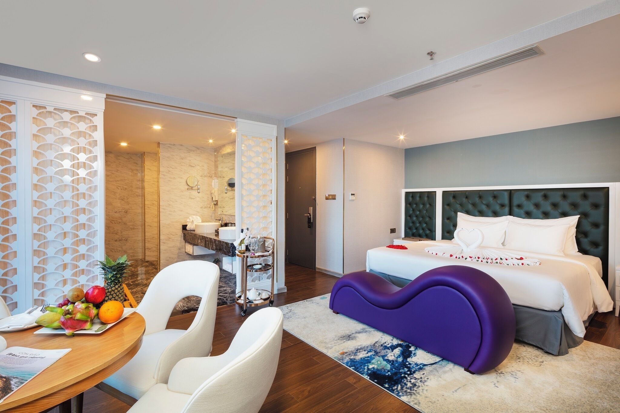 스위트 (King) | 미니바, 객실 내 금고, 책상, 노트북 작업 공간