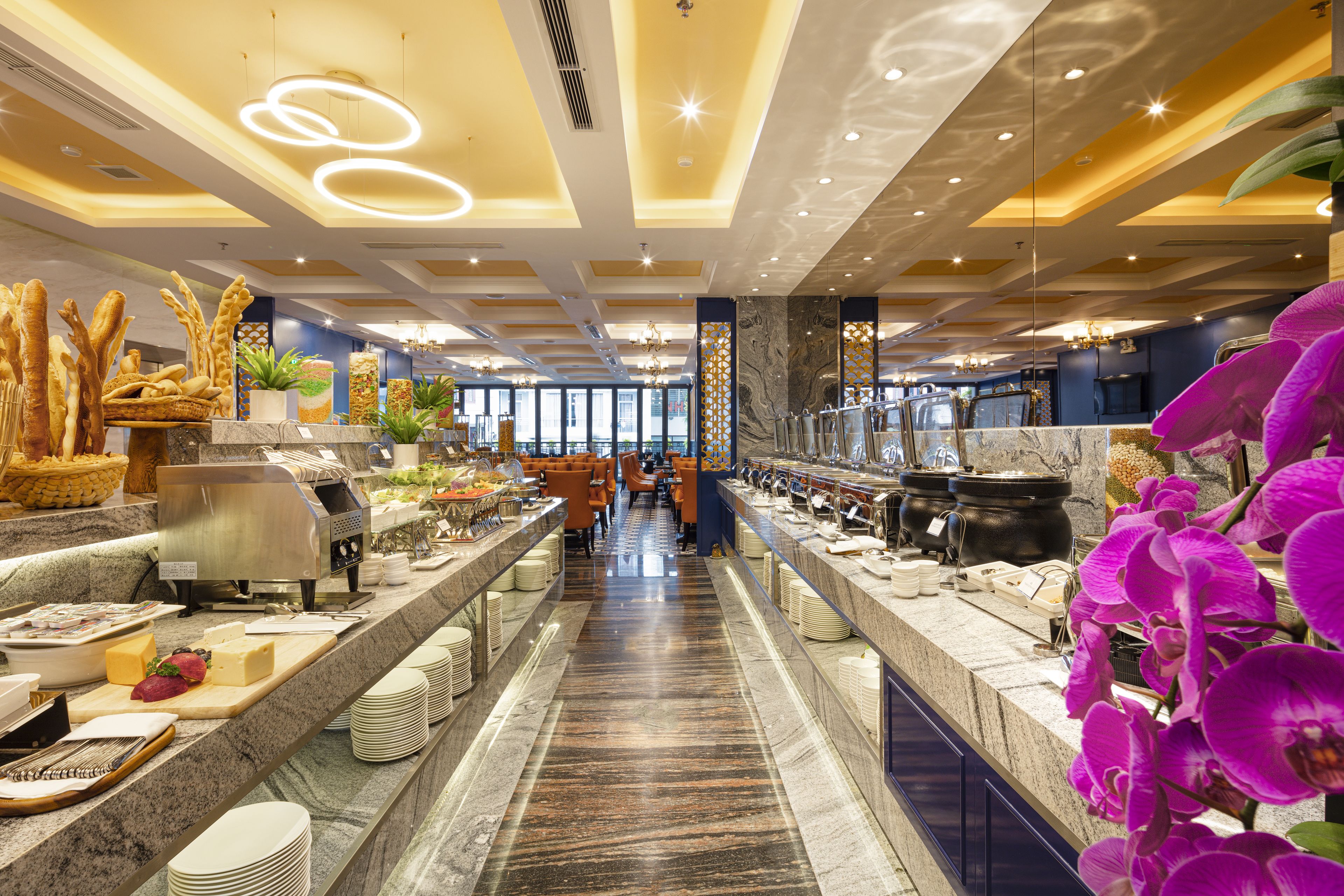 Breakfast buffet