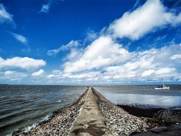Tæt på stranden