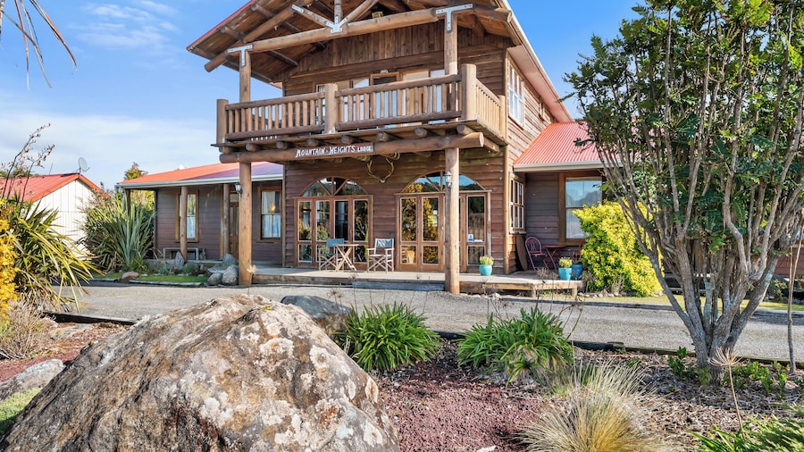 Mountain Heights Lodge