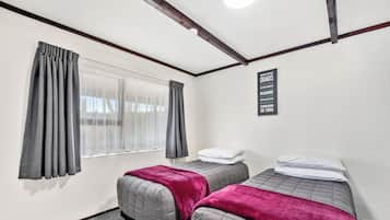 1 bedroom, iron/ironing board, bed sheets