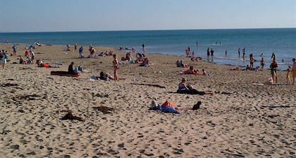 gite à Créances bourg ,4 piÚces ,4 pers
