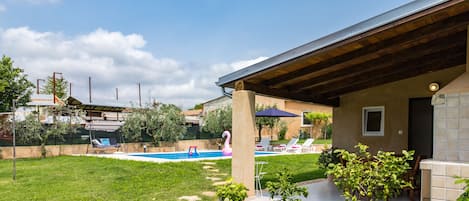 Utomhuspool