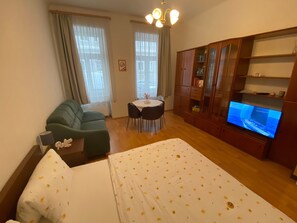 1 Schlafzimmer, Zimmersafe, WLAN, Bettwäsche