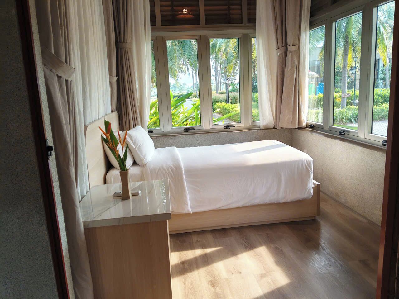 Vil·la Premier | Roba de llit hipoal·lergògena, minibar i caixa forta a l'habitació 