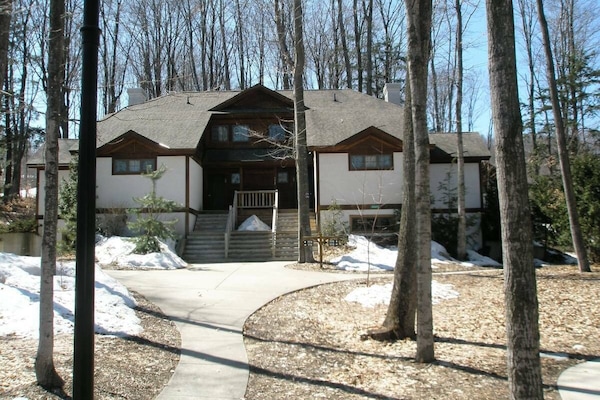 Slopeside on Boyneland Village at Disciples Ridge