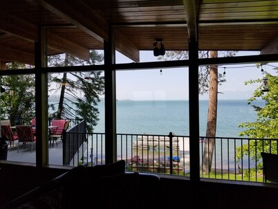 Private Flathead Lake House with unobstructed views into Glacier Park