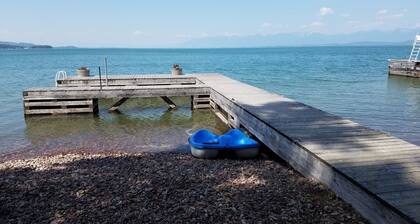 ** UUSI LISTAUS *** Flathead Lake House on esteetön näköala Glacier Parkiin