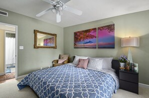 3 chambres, fer et planche à repasser, Wi-Fi, literie fournie