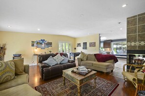 Smart TV, fireplace, video games, DVD player