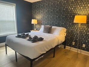3 chambres, fer et planche à repasser, Wi-Fi gratuit, draps fournis