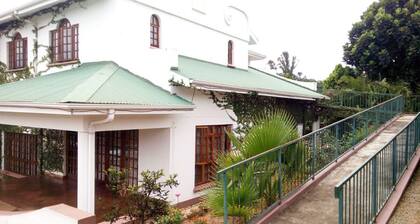 ASANTE GUEST HOUSE - # 1