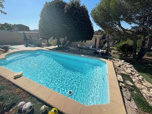 Outdoor pool - VILLA PISCINE CARNOUX EN PROVENCE (Carnoux-en-Provence)