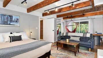 4 habitaciones, colchones con efecto memoria y escritorio