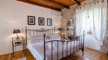 2 Schlafzimmer, Bügeleisen/Bügelbrett, WLAN, Bettwäsche