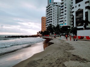 On the beach, beach towels - Spectacular Views, Nice Apartment. (Cartagena)