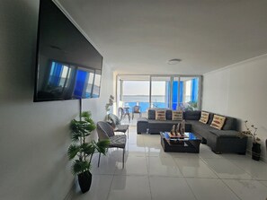 Smart TV - Spectacular Views, Nice Apartment. (Cartagena)