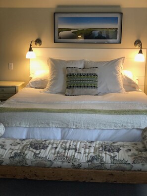4 bedrooms, iron/ironing board, travel cot, free WiFi - TRANQUILITY IN NANTUCKET (Nantucket)