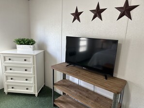 Interior - Booking now for the Holidays…enjoy the hot tub on cold winter nights. (Wimberley)