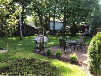 Historic Bristol Town Center Apartment