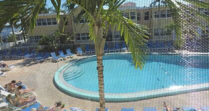 Beautiful Poolside and Water view Barefoot Beach condo B203 -  ultimate getaway