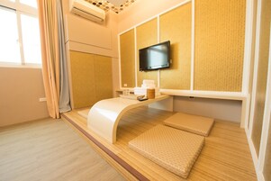 Cortinas blackout, sistema de insonorización y wifi gratis 