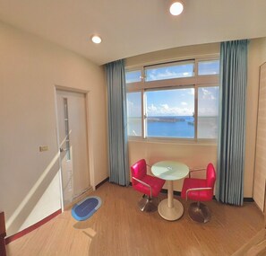 Honeymoon-Doppel- oder -Zweibettzimmer, Meerblick | Verdunkelungsvorhänge, schallisolierte Zimmer, kostenloses WLAN