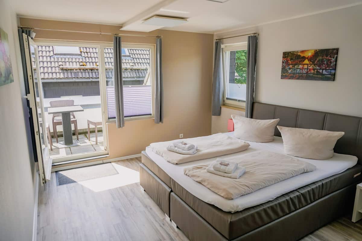 Superior appartement | 1 slaapkamer, hypoallergeen beddengoed, een laptopwerkplek