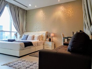 2 Bedroom Apartment | 2 bedrooms, desk, laptop workspace, blackout curtains - Binjai 8 Premium SOHO by TL (Kuala Lumpur)