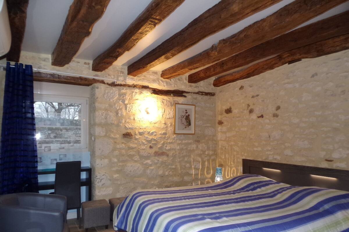Habitación (Lune) | Escritorio, cortinas opacas, cunas (de pago) y wifi gratis