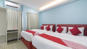 Family Suite | Desk, laptop workspace, WiFi (free), bed sheets - OYO 1136 PD Star Hotel (Port Dickson)